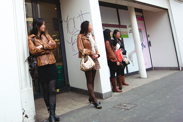 Prostitutes Saint-Brieuc, Girls in France